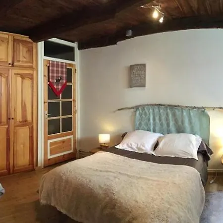 Les Montagnettes Holiday home *